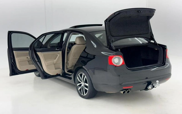 imagem-https://www.socarrao.com.br/sc-vehicle-images-prod/4313644/1791813558752-8520411_11_B_e973d85e91.jpeg