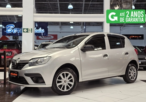 Renault Sandero 2020 Prata — foto 1 de 3