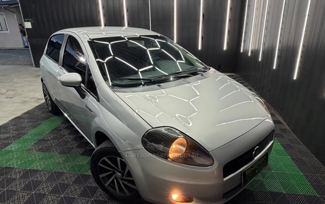 imagem-https://www.socarrao.com.br/sc-vehicle-images-prod/4313675/1791497135628-0f3d47ed5216a4c0c0166538e7c22029_big.jpeg