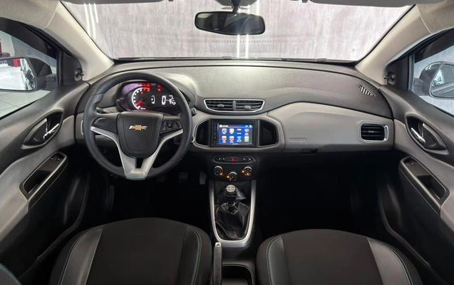 imagem-https://www.socarrao.com.br/sc-vehicle-images-prod/4313702/1791497321751-8522947_0_B_907d48be3d.jpeg
