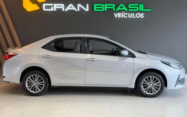 imagem-https://www.socarrao.com.br/sc-vehicle-images-prod/4313767/1791570549007-8557640_6_B_707d369370.jpeg