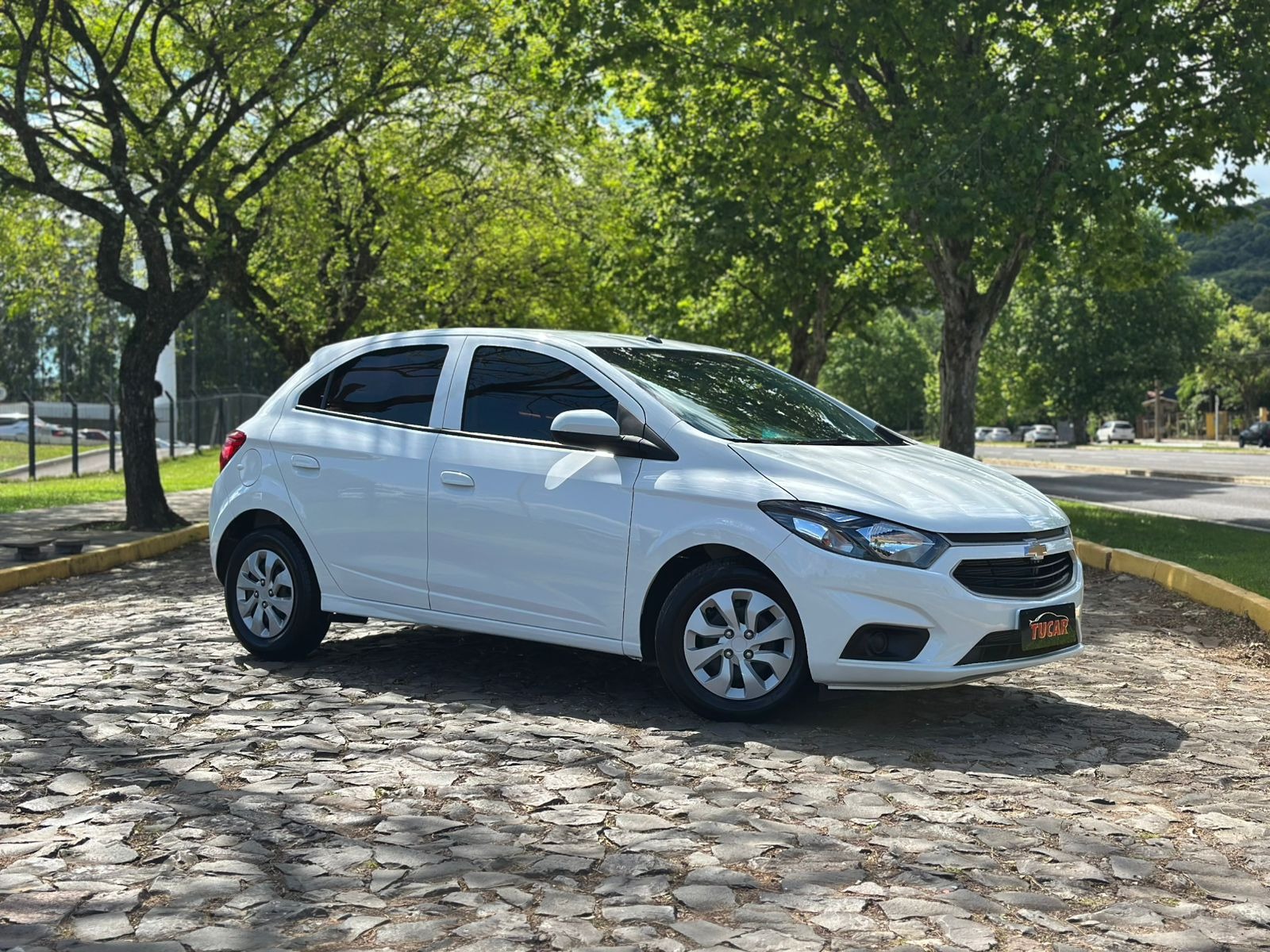 Chevrolet Onix SED. Plus PREM. 1.0 12V TB Flex Aut na cor Branco no Dois Irmãos / RS - 43139