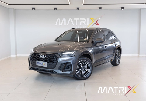 Audi Q5 2022 Cinza — foto 1 de 3