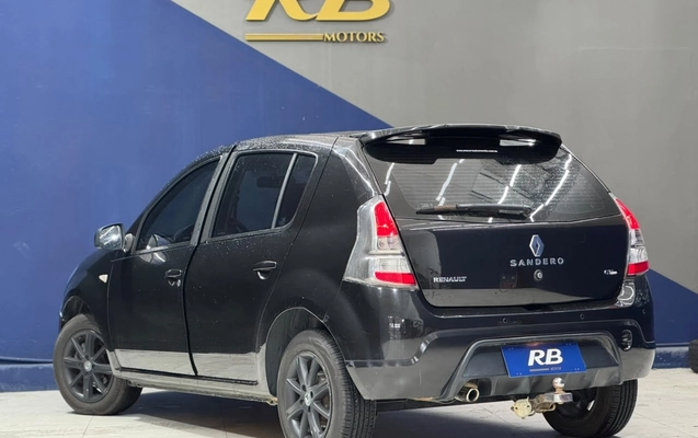 imagem-https://www.socarrao.com.br/sc-vehicle-images-prod/4314166/1791502261529-63cae395-4870-4481-896f-7d846fc53d1f.jpg