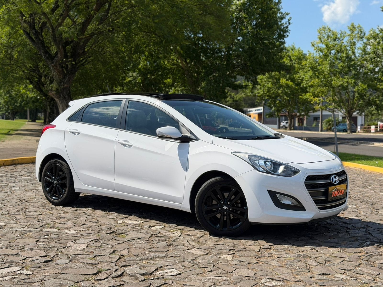 Hyundai i30 1.8 16V Aut. 5p na cor Branco no Dois Irmãos / RS - 43154