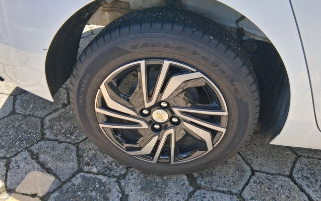 imagem-https://www.socarrao.com.br/sc-vehicle-images-prod/4315500/1791517104548-1_041240.jpg