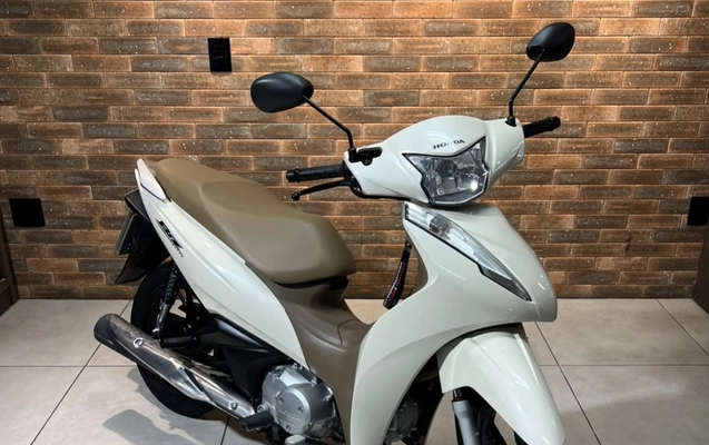 imagem-https://www.socarrao.com.br/sc-vehicle-images-prod/4315582/1791518331168-e02c694717694ff6944389a49d3c0778_1791518215477.jpg