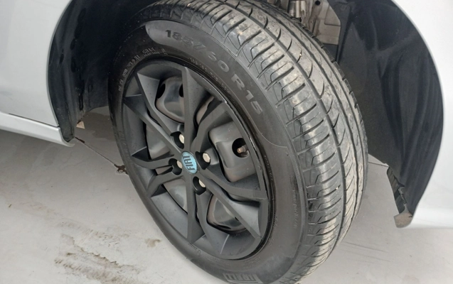 imagem-https://www.socarrao.com.br/sc-vehicle-images-prod/4316578/1791520172165-1_090939.jpg