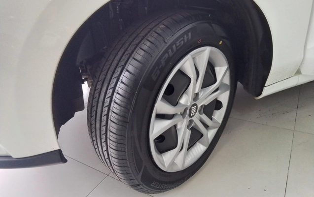 imagem-https://www.socarrao.com.br/sc-vehicle-images-prod/4316626/1791520286389-1_040642.jpg