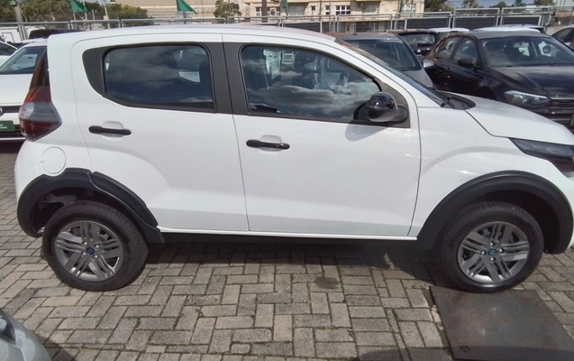 imagem-https://www.socarrao.com.br/sc-vehicle-images-prod/4317714/1791523607687-1_013047.jpg