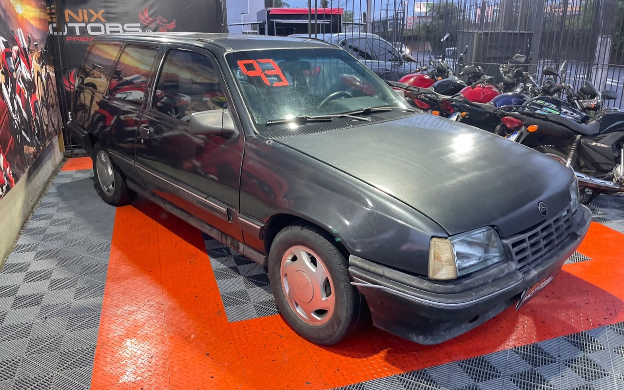 Chevrolet Ipanema 1993 Cinza — foto 1 de 3