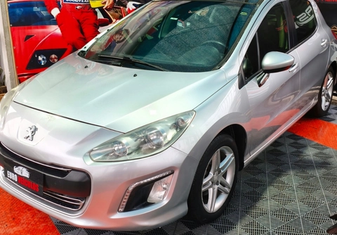 Peugeot 308 2014 Cinza — foto 1 de 3