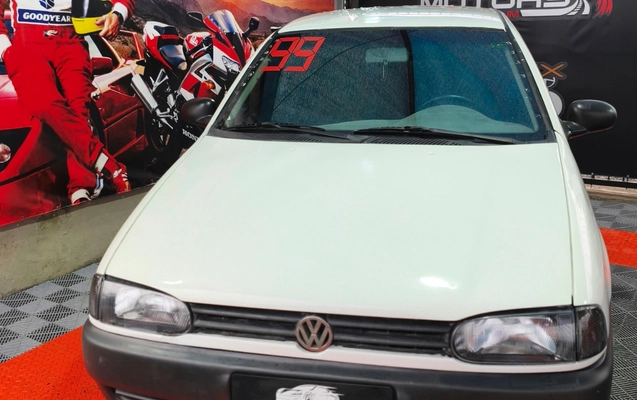 imagem-https://www.socarrao.com.br/sc-vehicle-images-prod/4318482/1791540479884-MDcxZjhmYWUtMTE3NC00Yzc4LTg4NjctYTljZTdmNmQ3YzdiLmpwZWc.jpeg