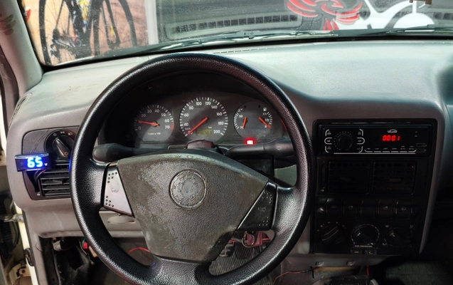 imagem-https://www.socarrao.com.br/sc-vehicle-images-prod/4318482/1791540480476-ZWU4MzYzYTAtZmJiNC00NDU2LTg4ZGYtY2ExNGIwNWUyZGViLmpwZWc.jpeg