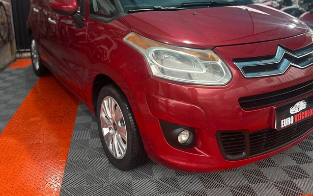 imagem-https://www.socarrao.com.br/sc-vehicle-images-prod/4318484/1791540739976-SU1HXzI1MTguanBlZw.jpeg