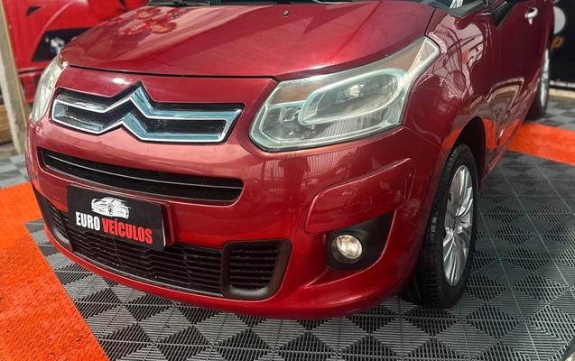 imagem-https://www.socarrao.com.br/sc-vehicle-images-prod/4318484/1791540740050-SU1HXzI1MTYuanBlZw.jpeg