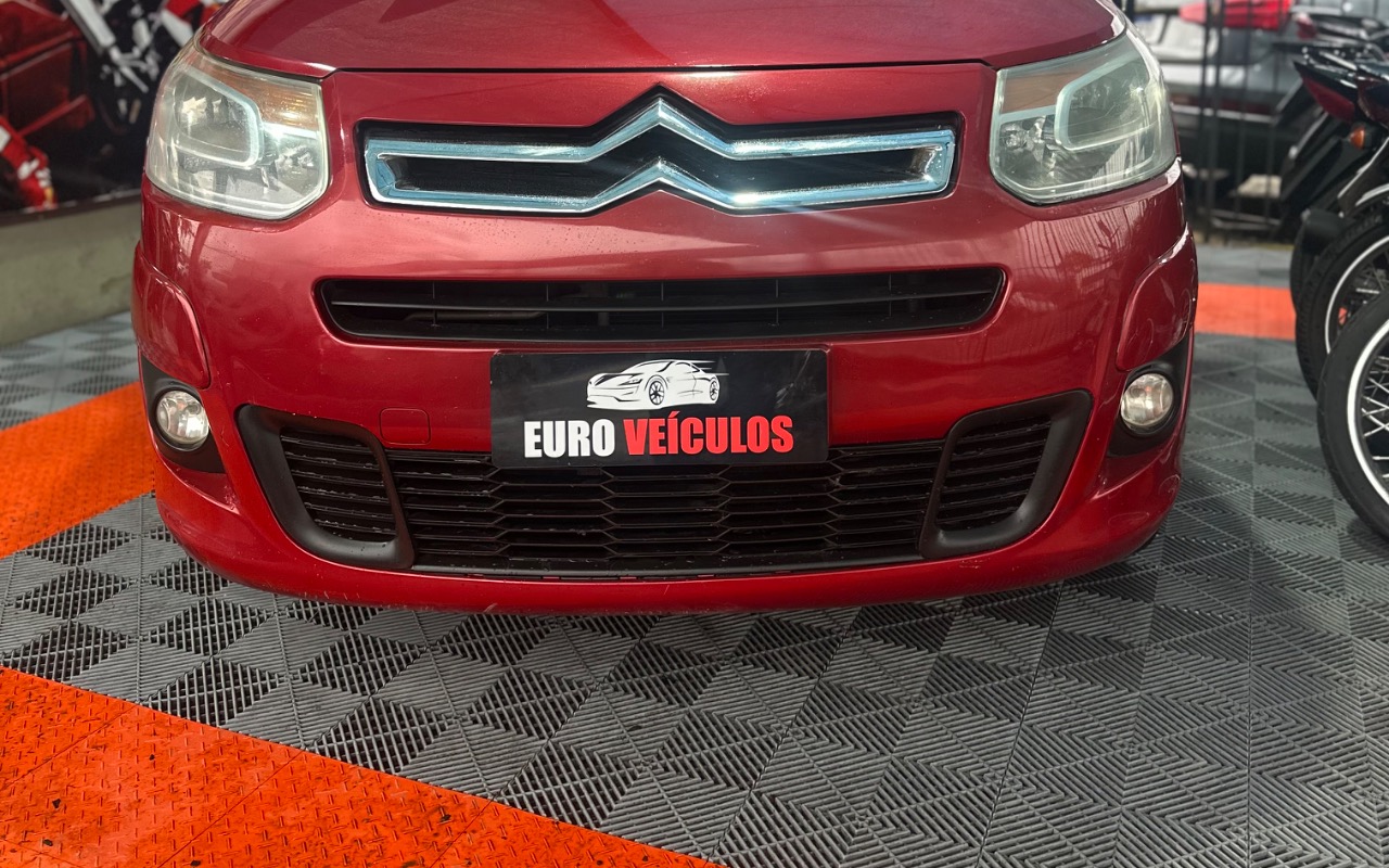 imagem-https://www.socarrao.com.br/sc-vehicle-images-prod/4318484/1791540740434-SU1HXzI1MjEuanBlZw.jpeg