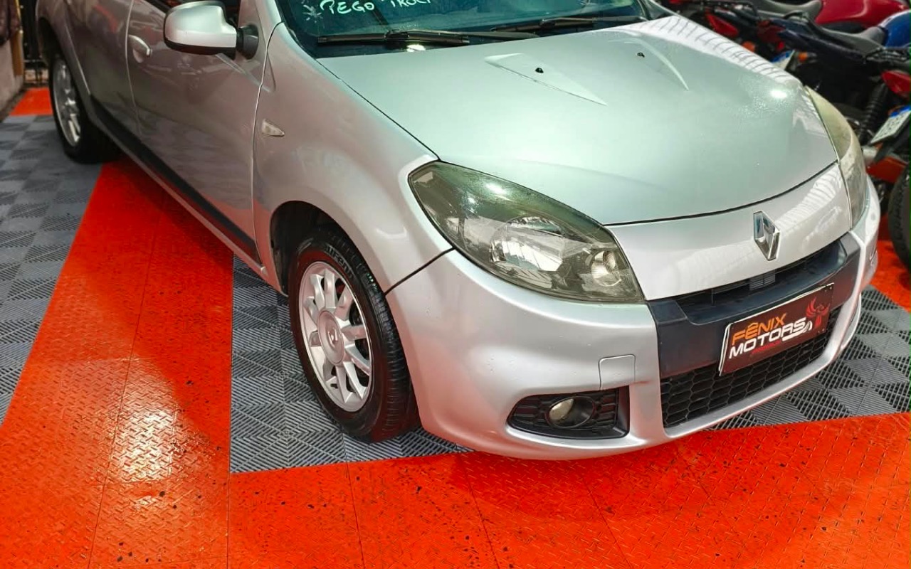 imagem-https://www.socarrao.com.br/sc-vehicle-images-prod/4318486/1791540884970-YmFiMWM1MzYtMDE2My00YmQ5LTliYzYtMDE5ZDBlNDQxY2I3LmpwZWc.jpeg