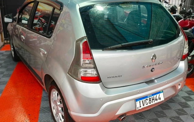 imagem-https://www.socarrao.com.br/sc-vehicle-images-prod/4318486/1791540885714-MGE5YzBmYTctN2VhNi00NDIzLTg1YWUtZjg0ZjQ1MWY1ZGNmLmpwZWc.jpeg