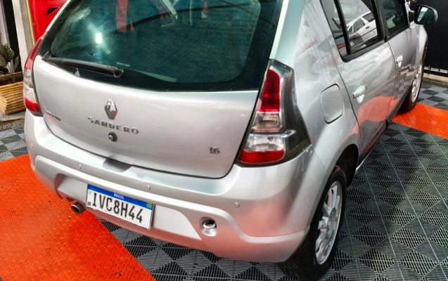 imagem-https://www.socarrao.com.br/sc-vehicle-images-prod/4318486/1791540885805-NDE1MTY1NjctNjAyNi00ZGFiLWI0MmMtOTVjMzMxYjFjMzE5LmpwZWc.jpeg