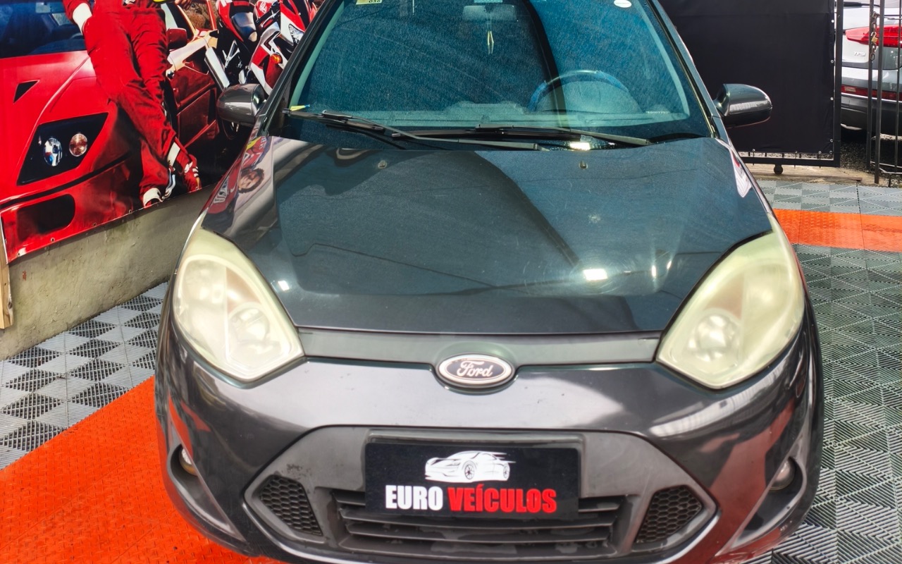 imagem-https://www.socarrao.com.br/sc-vehicle-images-prod/4318487/1791541029260-ZTAwMjE3YWYtN2NhNC00NWIyLTk4MGQtNjJjYWQwZjNhNjYyLmpwZWc.jpeg