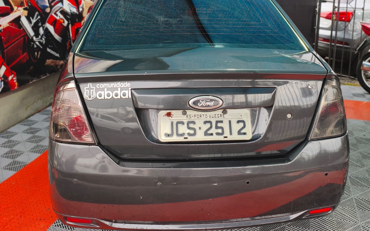 imagem-https://www.socarrao.com.br/sc-vehicle-images-prod/4318487/1791541029517-OGE3YmE1NTktMWU1MS00ZTNkLTk0MDgtYWQxOGEwYzcxYjZhLmpwZWc.jpeg