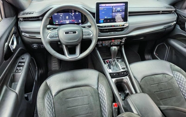 imagem-https://www.socarrao.com.br/sc-vehicle-images-prod/4318494/1791544983561-8556932_11_B_f6cb3d28cb.jpeg