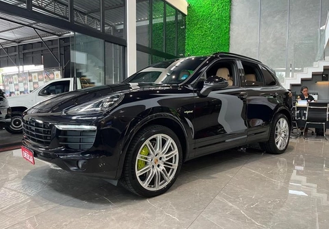 Porsche Cayenne S 3.0 V6 (Híbrido) 2018 Preto — foto 1 de 3