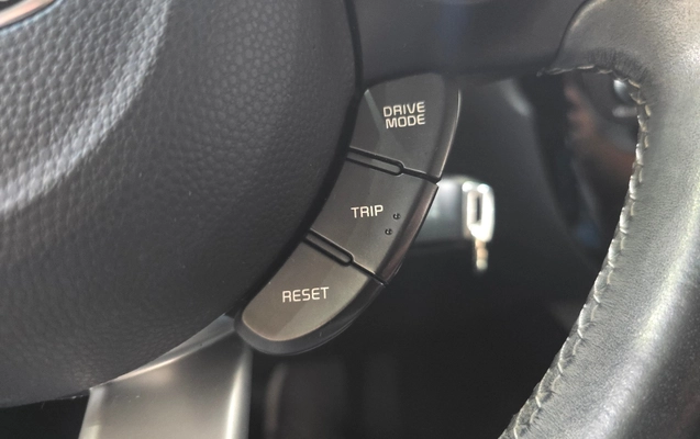 imagem-https://www.socarrao.com.br/sc-vehicle-images-prod/4318515/1791546323588-36cf070e34384785b94bfbaa8f6a7be0_1791546296657.jpg