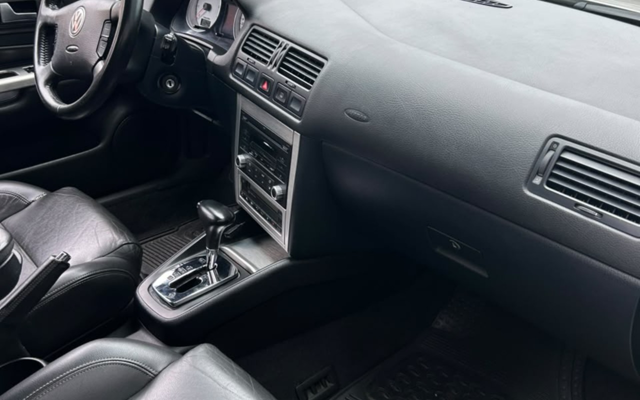 imagem-https://www.socarrao.com.br/sc-vehicle-images-prod/4318540/1791547762409-V2hhdHNBcHAgSW1hZ2UgMjAyNi0wOS0zMCBhdCAxMy4zNS40OSAoMSkuanBlZw.jpeg