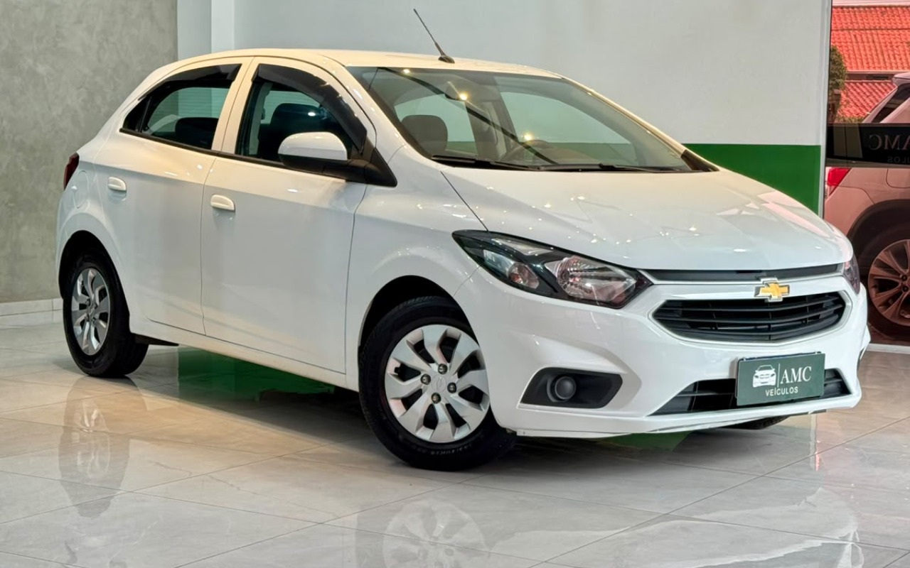 Chevrolet Onix 2020 Branco — foto 1 de 3