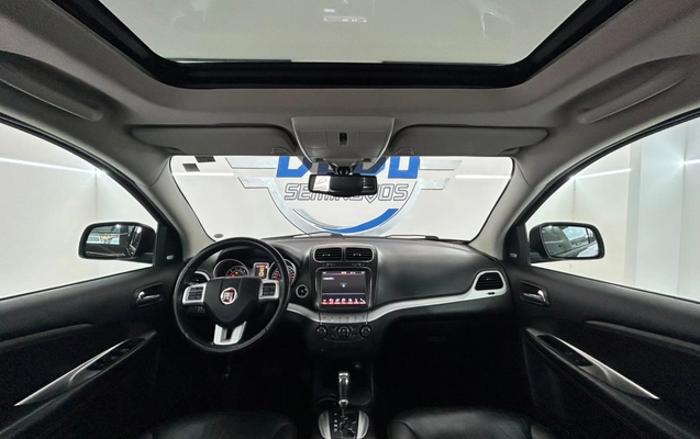 imagem-https://www.socarrao.com.br/sc-vehicle-images-prod/4318549/1791547972615-6_090340.jpg