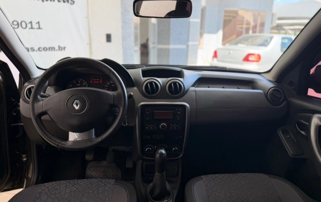 imagem-https://www.socarrao.com.br/sc-vehicle-images-prod/4318556/1791548120487-KgYLD2jmVkaXs6ghq3MaXp3cnvsUflzE.jpg