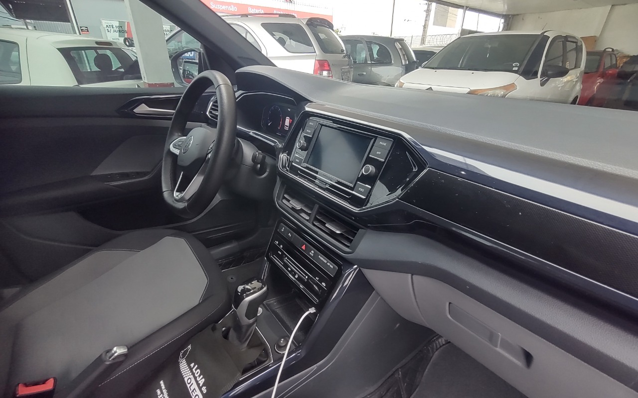 imagem-https://www.socarrao.com.br/sc-vehicle-images-prod/4318664/1791548912407-SU1HXzIwMjYxMDA5XzA5MDUxMDkyMF9IRFIuanBn.jpg