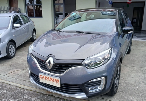 Renault Captur 2018 Cinza — foto 1 de 3