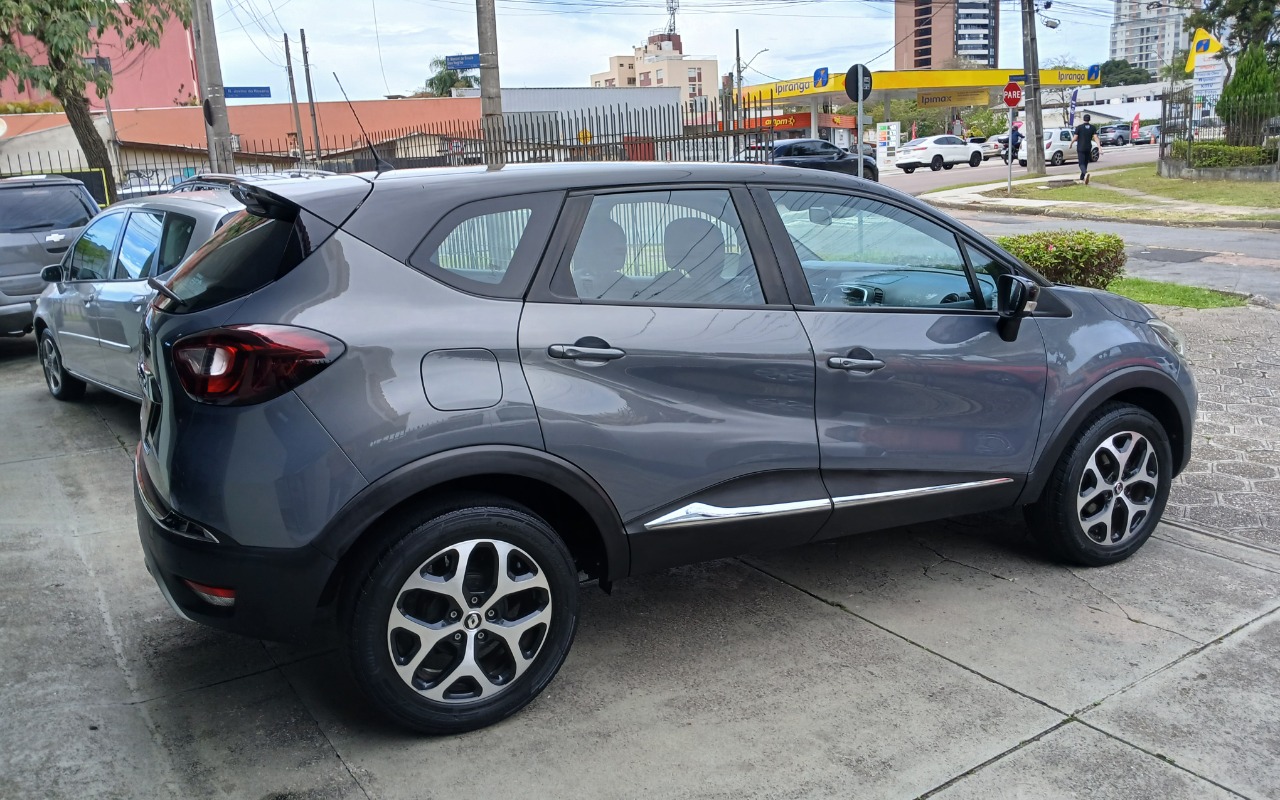 imagem-https://www.socarrao.com.br/sc-vehicle-images-prod/4318665/1791548657041-MTc5MTU0ODE1NDE5Mjc2Nzg3NDI1Mjc0NjE0MjU4NDcuanBn.jpg
