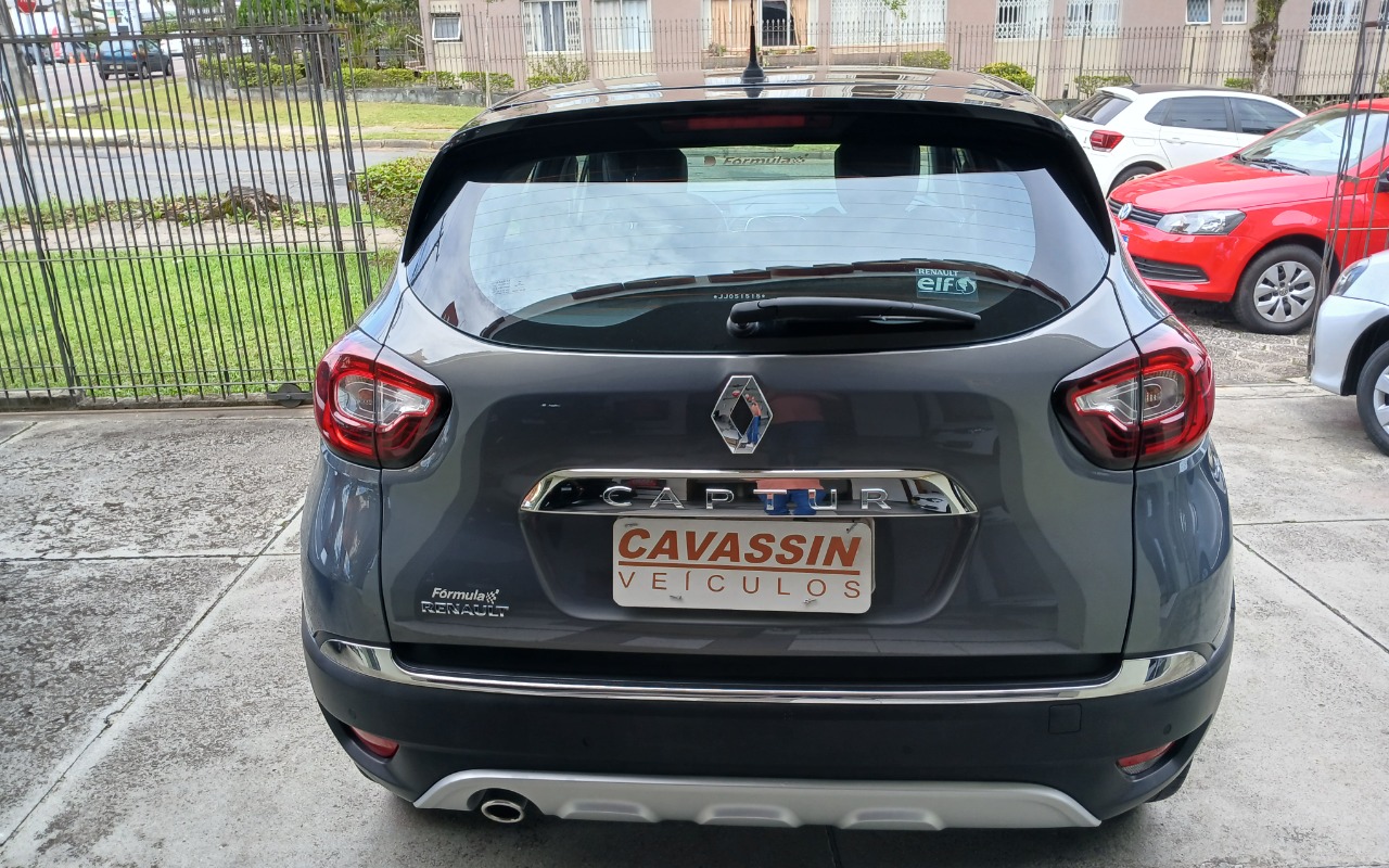 imagem-https://www.socarrao.com.br/sc-vehicle-images-prod/4318665/1791548657115-MTc5MTU0ODE4MDk4NjMyNDgzNDQwMTYwMTY3ODAyNDYuanBn.jpg