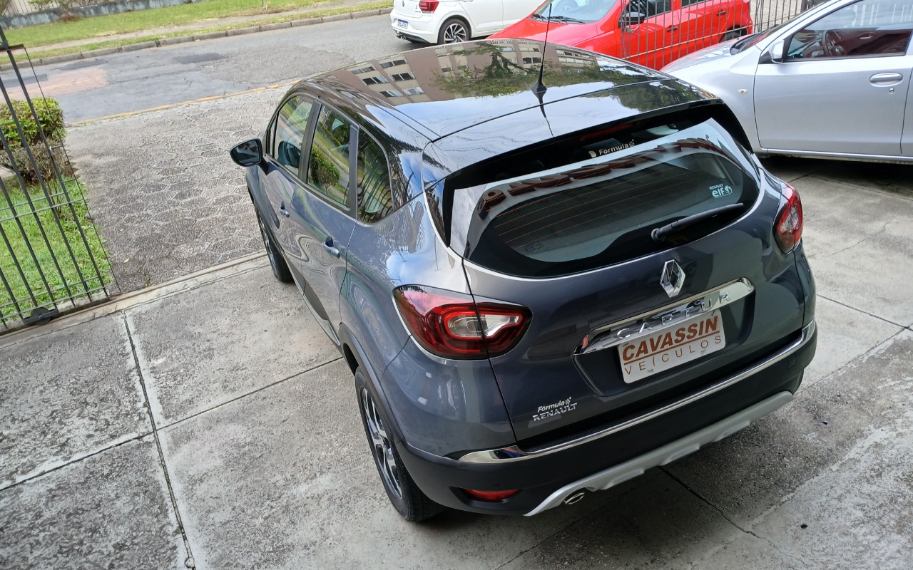 imagem-https://www.socarrao.com.br/sc-vehicle-images-prod/4318665/1791548657397-MTc5MTU0ODIxNjk3OTIxOTAzMjEzOTg3ODUzNzMxNDUuanBn.jpg