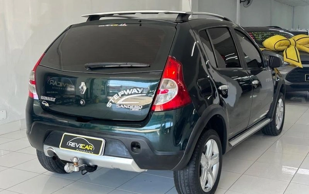 imagem-https://www.socarrao.com.br/sc-vehicle-images-prod/4318666/1791548872820-1027faa6-d191-43c8-bb20-795734a2d927.jpeg