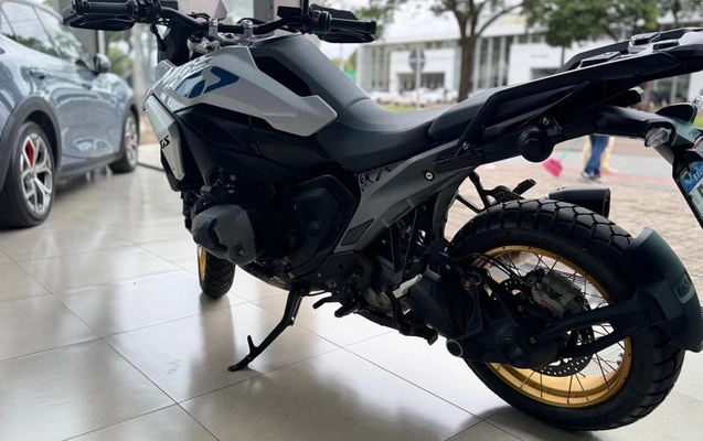 imagem-https://www.socarrao.com.br/sc-vehicle-images-prod/4318675/1791548915052-8557894_2_B_d030076b37.jpeg