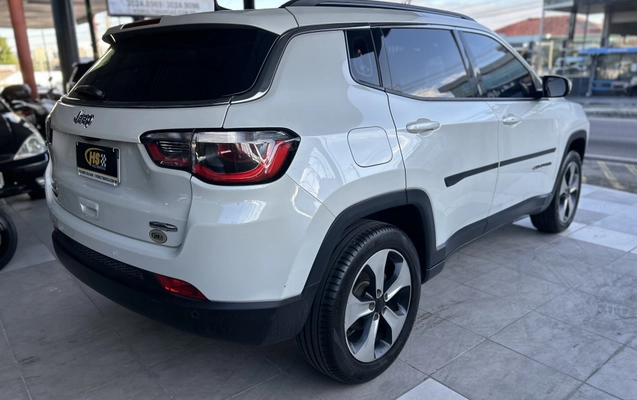 imagem-https://www.socarrao.com.br/sc-vehicle-images-prod/43187/1778006719908-003_4a7a13ce5ffbcc8dc02bb5b05d5135e6.jpeg
