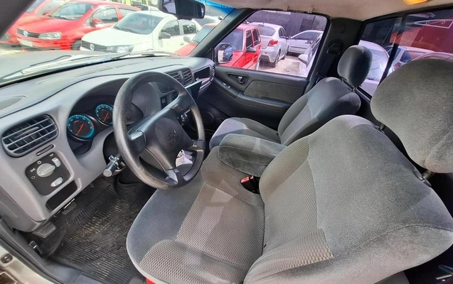 imagem-https://www.socarrao.com.br/sc-vehicle-images-prod/4318759/1791549840151-8558051_8_B_4f5eaef4d3.jpeg