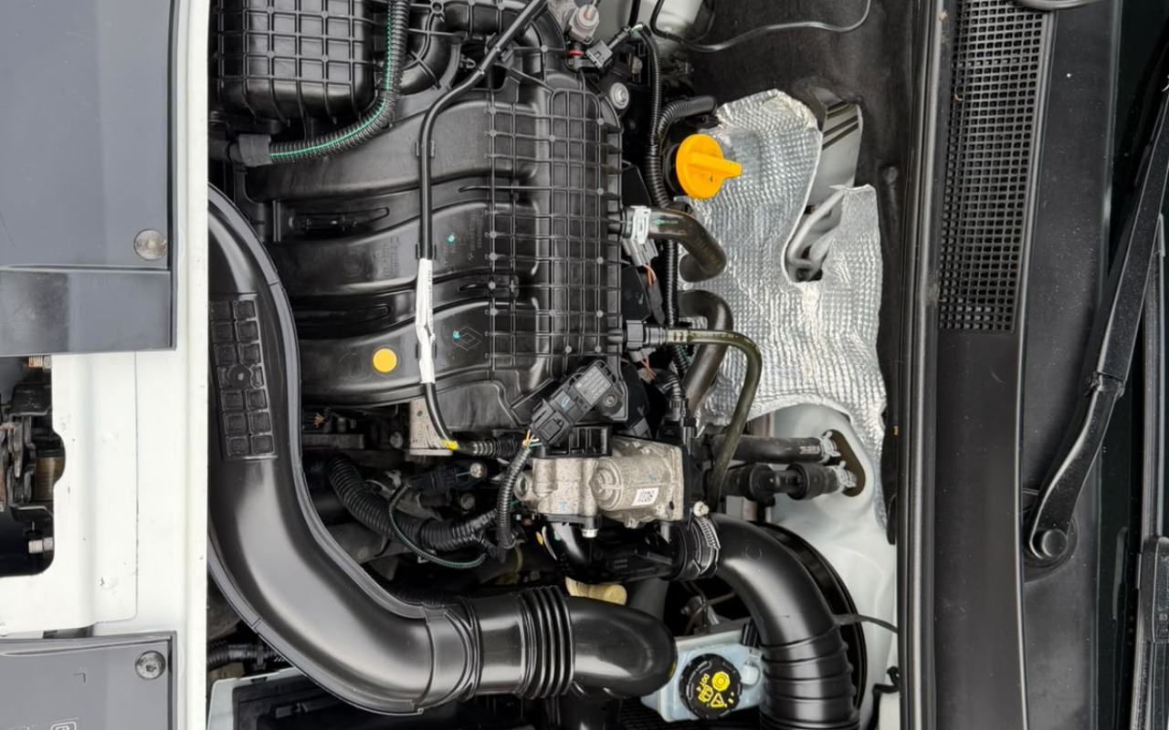 imagem-https://www.socarrao.com.br/sc-vehicle-images-prod/4318823/1791550316460-V2hhdHNBcHAgSW1hZ2UgMjAyNi0xMC0wOCBhdCAxNi40My4zNCAoMSkuanBlZw.jpeg