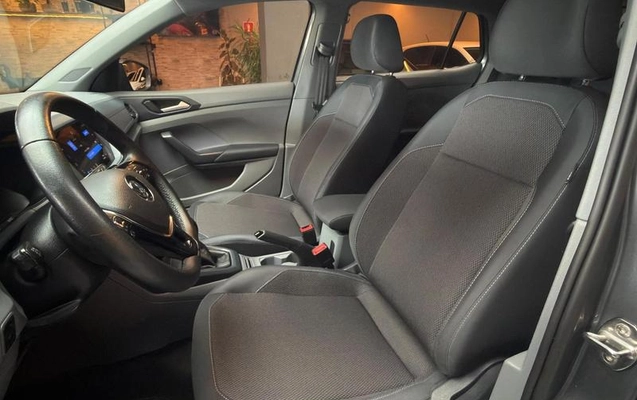 imagem-https://www.socarrao.com.br/sc-vehicle-images-prod/4318825/1791550317269-8489570_14_B_b4f1b6304f.jpeg