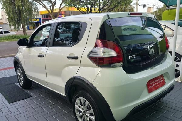 imagem-https://www.socarrao.com.br/sc-vehicle-images-prod/4318826/1791550342738-8558068_2_B_673422195f.jpeg