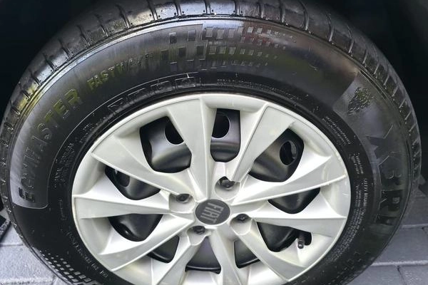 imagem-https://www.socarrao.com.br/sc-vehicle-images-prod/4318826/1791550342752-8558068_12_B_a332404a78.jpeg