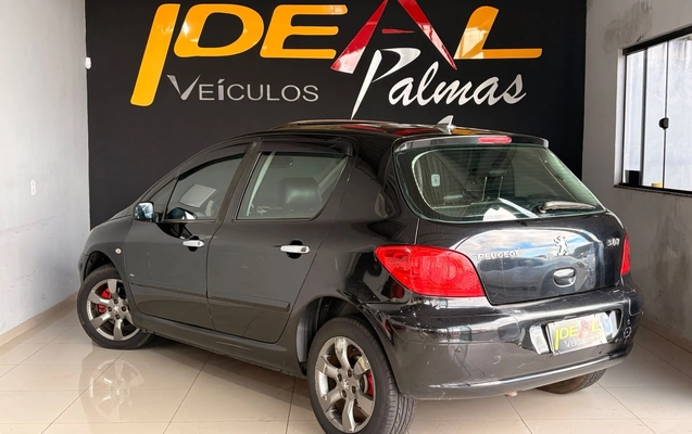 imagem-https://www.socarrao.com.br/sc-vehicle-images-prod/4318899/1791550658741-d8544b47a8cb4ad493a067eac8ea53cf_1791550598148.jpg