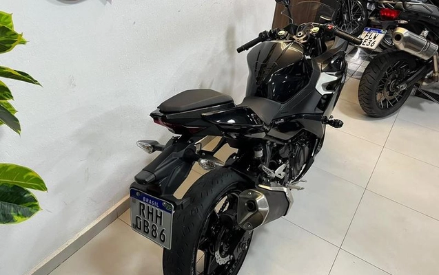 imagem-https://www.socarrao.com.br/sc-vehicle-images-prod/4318910/1791989867563-8558142_5_B_59e69a5274.jpeg
