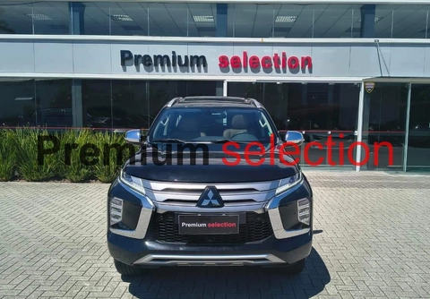 Mitsubishi Pajero 2022 Preto — foto 1 de 3