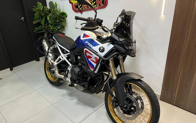 imagem-https://www.socarrao.com.br/sc-vehicle-images-prod/4318974/1791989874090-8558191_2_B_a11e7c3598.jpeg